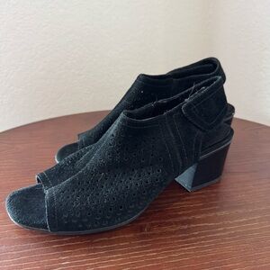 Sonoma Black Suede Open-Toe Block Heel Sandals Size 8.5